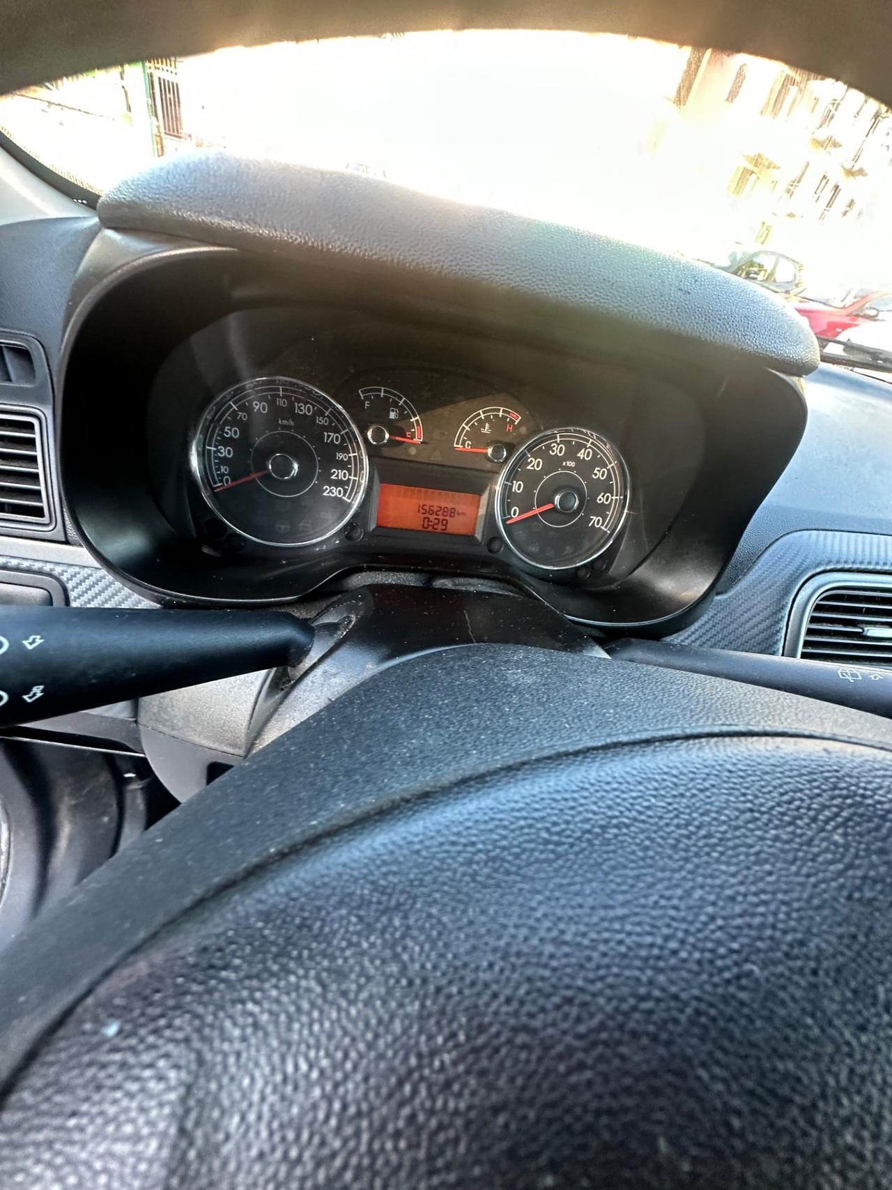 Fiat Grande Punto 1.3 MJT 75 CV 5 porte Fun