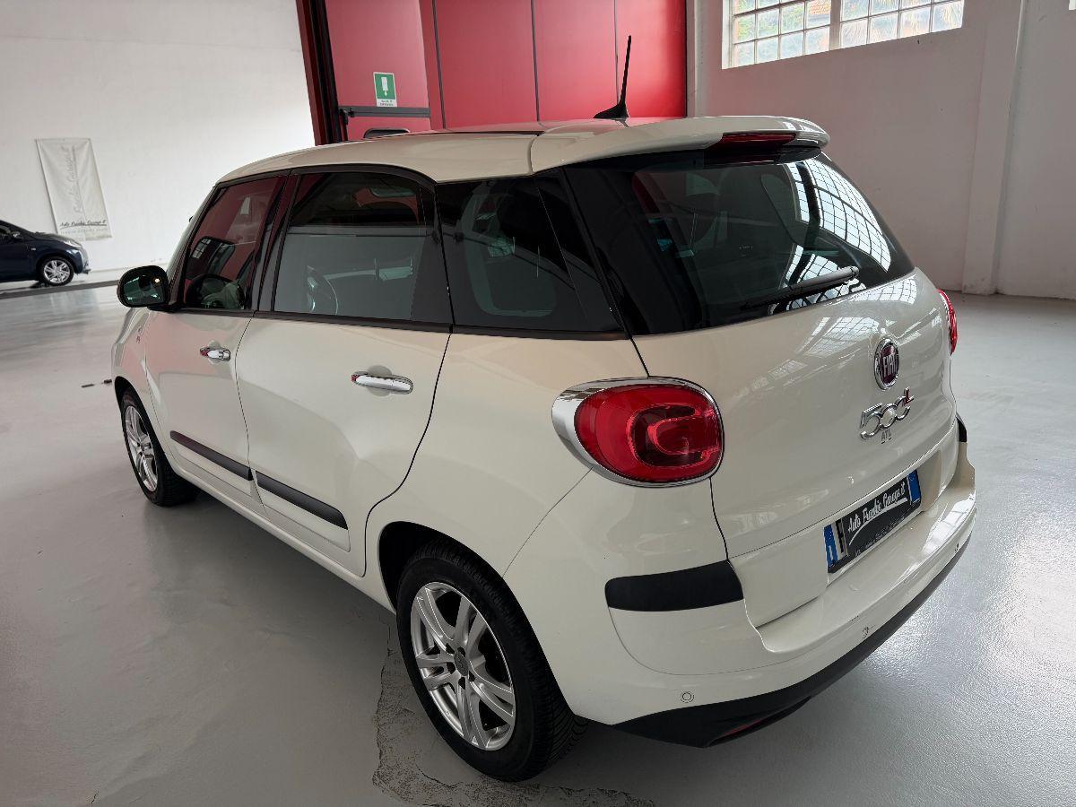 FIAT - 500 L - 1.6 MJT 120 CV Mirror