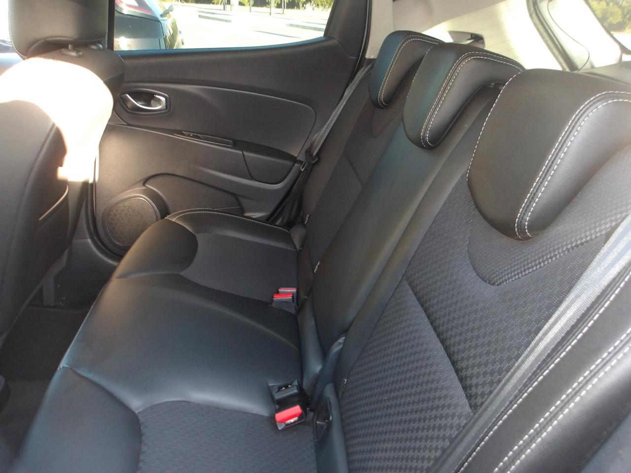 RENAULT CLIO 0.9 B/GPL(CASA MADRE)-MOSCHINO