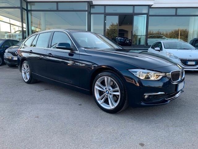 BMW 320 D xDrive Touring Luxury Steptronic