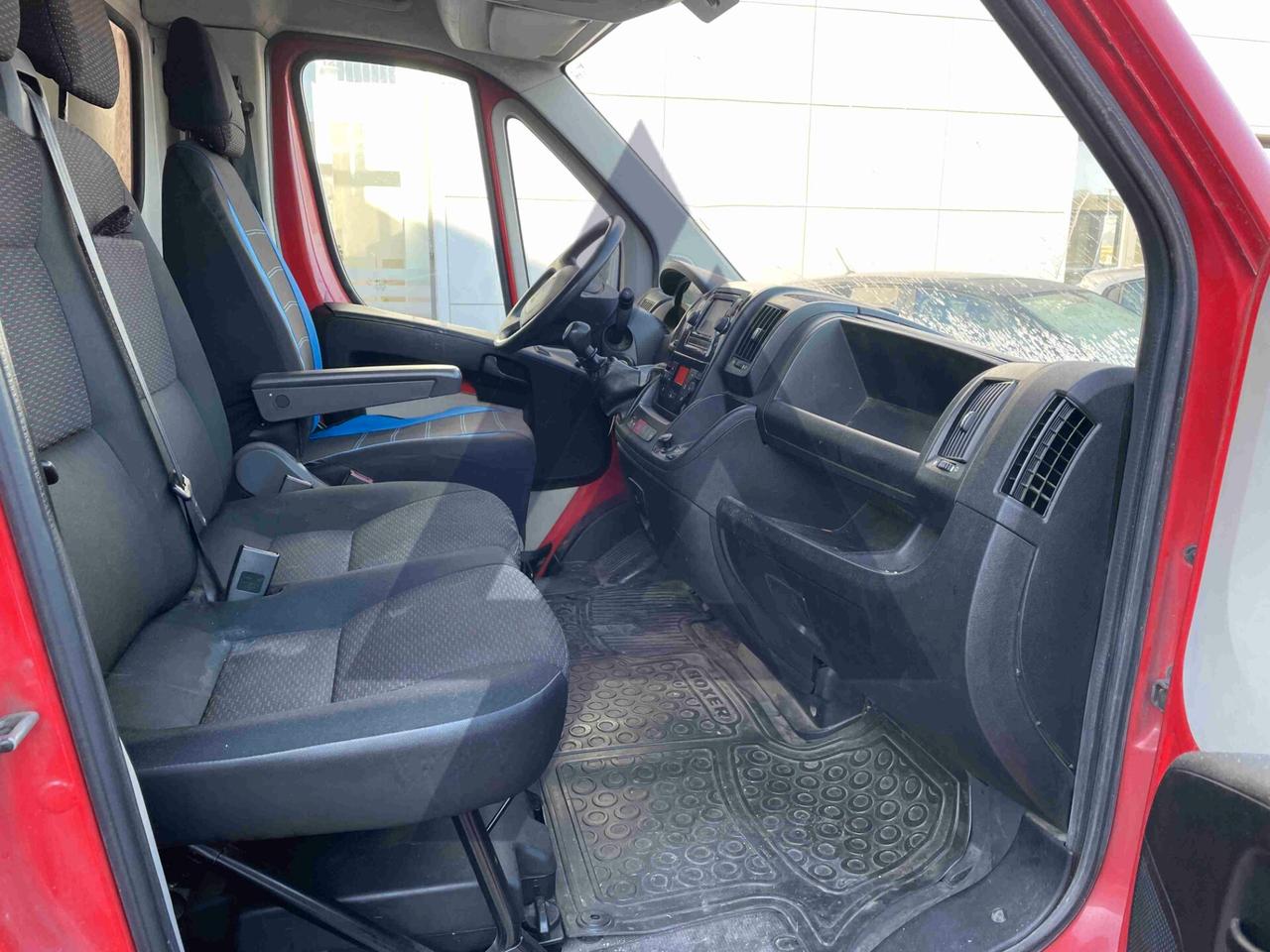 Peugeot Boxer III 435 E6 2016 435 2.0 bluehdi 160cv L4 + furg.