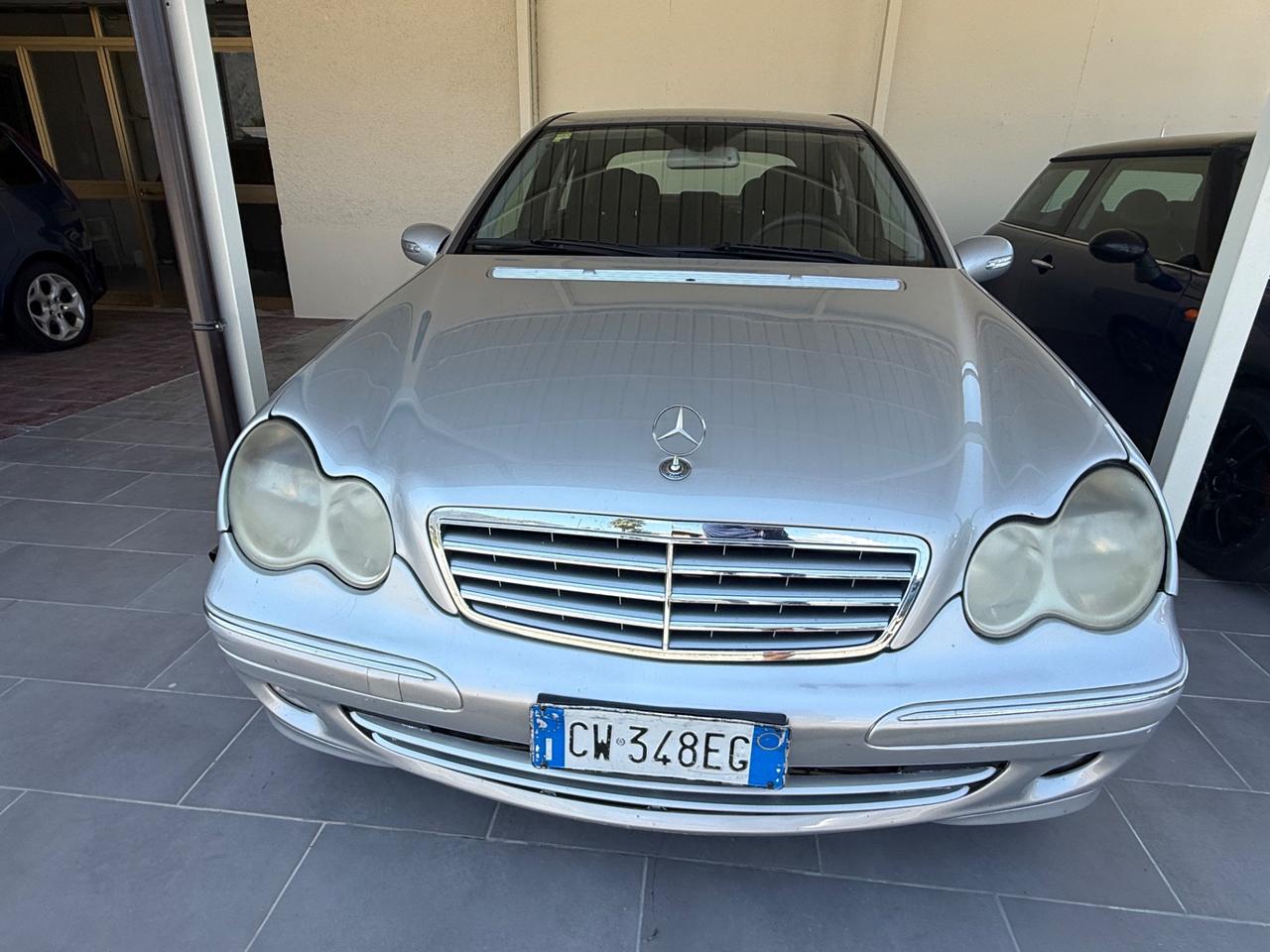 Mercedes-benz C 220 CDI tagliandi e distribuzione Mercedes