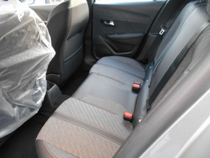 Peugeot 208 100 Business Promo CBC 5