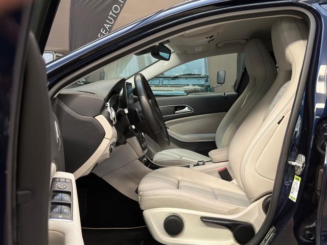 MERCEDES-BENZ GLA 180 d Automatic Sport