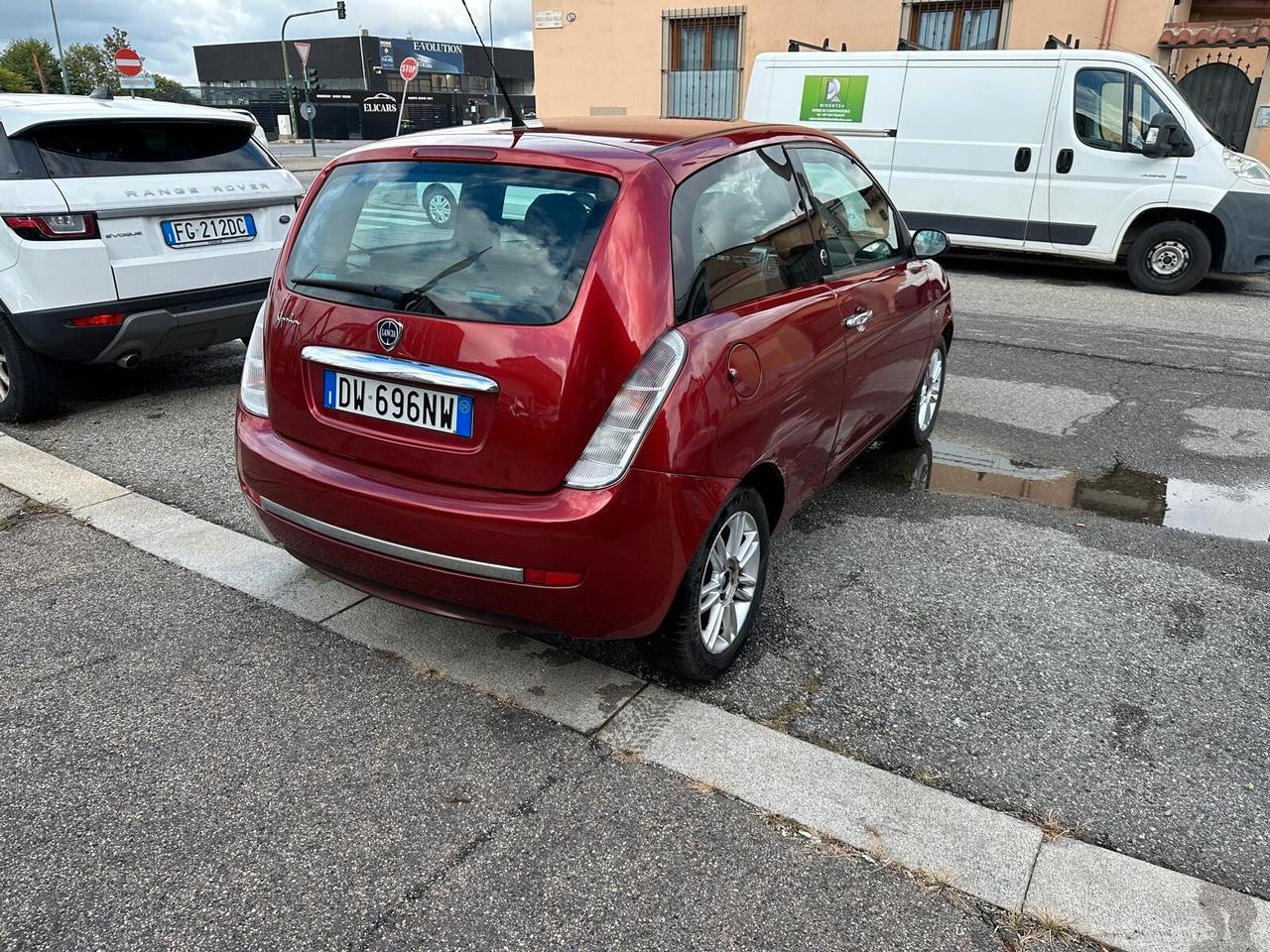 Lancia Ypsilon 1.4 Platino Ecochic GPL