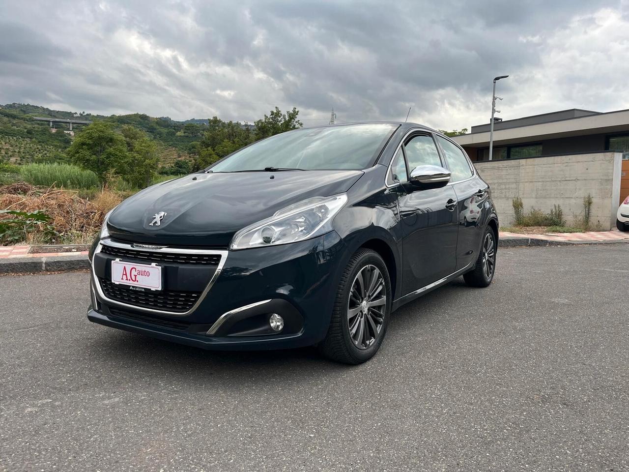 Peugeot 208 PureTech 82 5 porte Allure
