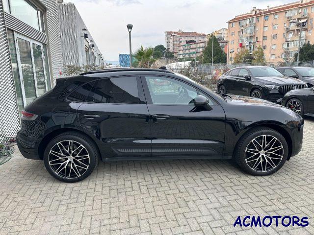 PORSCHE Macan 2.0