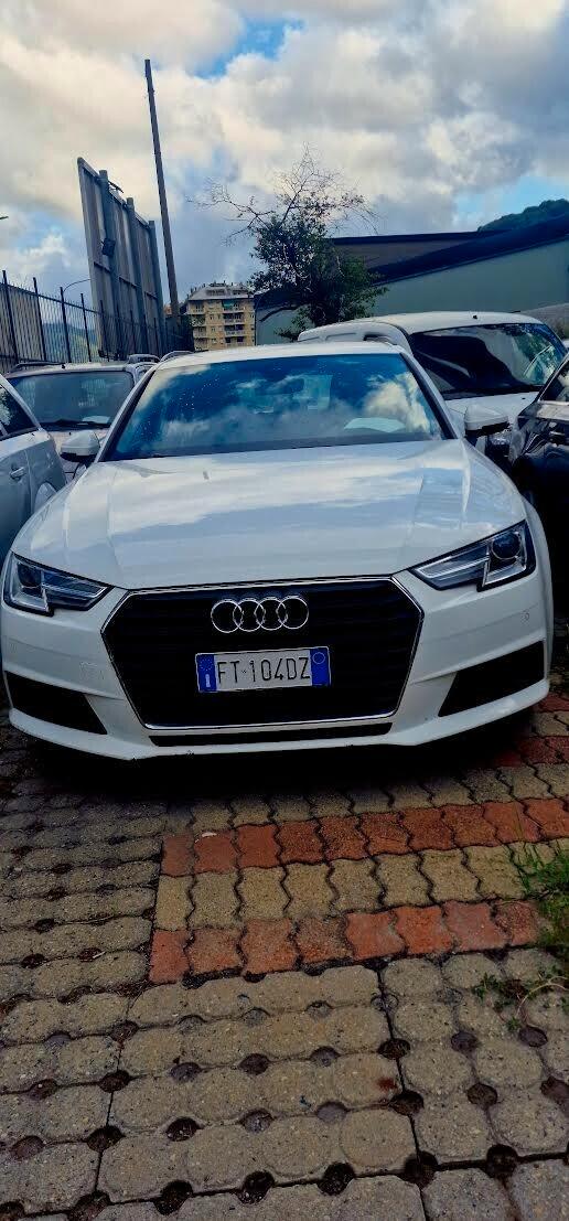 Audi A4 Avant 2.0 TDI 150 CV S tronic line edition