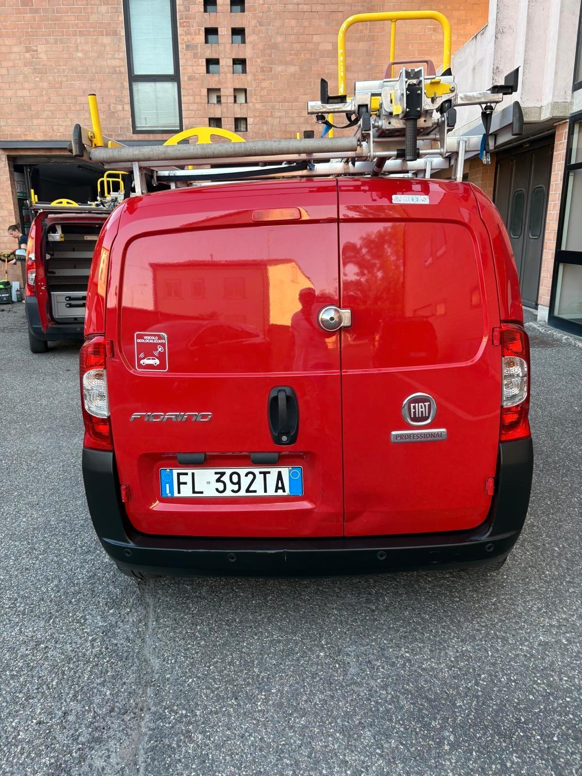 Fiat Fiorino 1.3 MJT 95CV Combinato Adventure