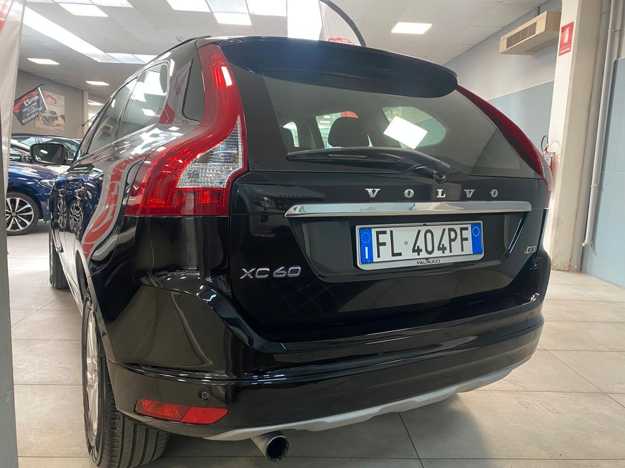 Volvo XC 60 XC60 D5 AWD Geartronic Business Plus