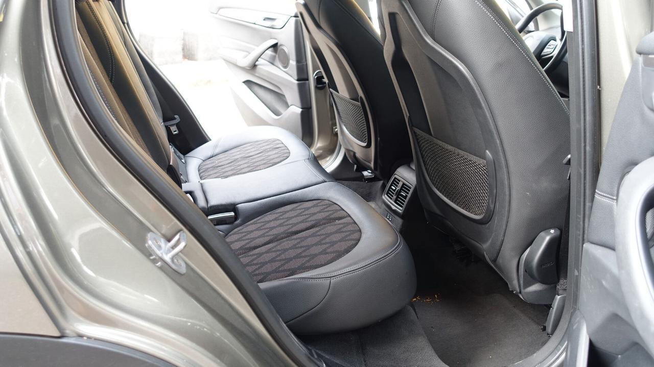 Bmw X1 sDrive18d xLine