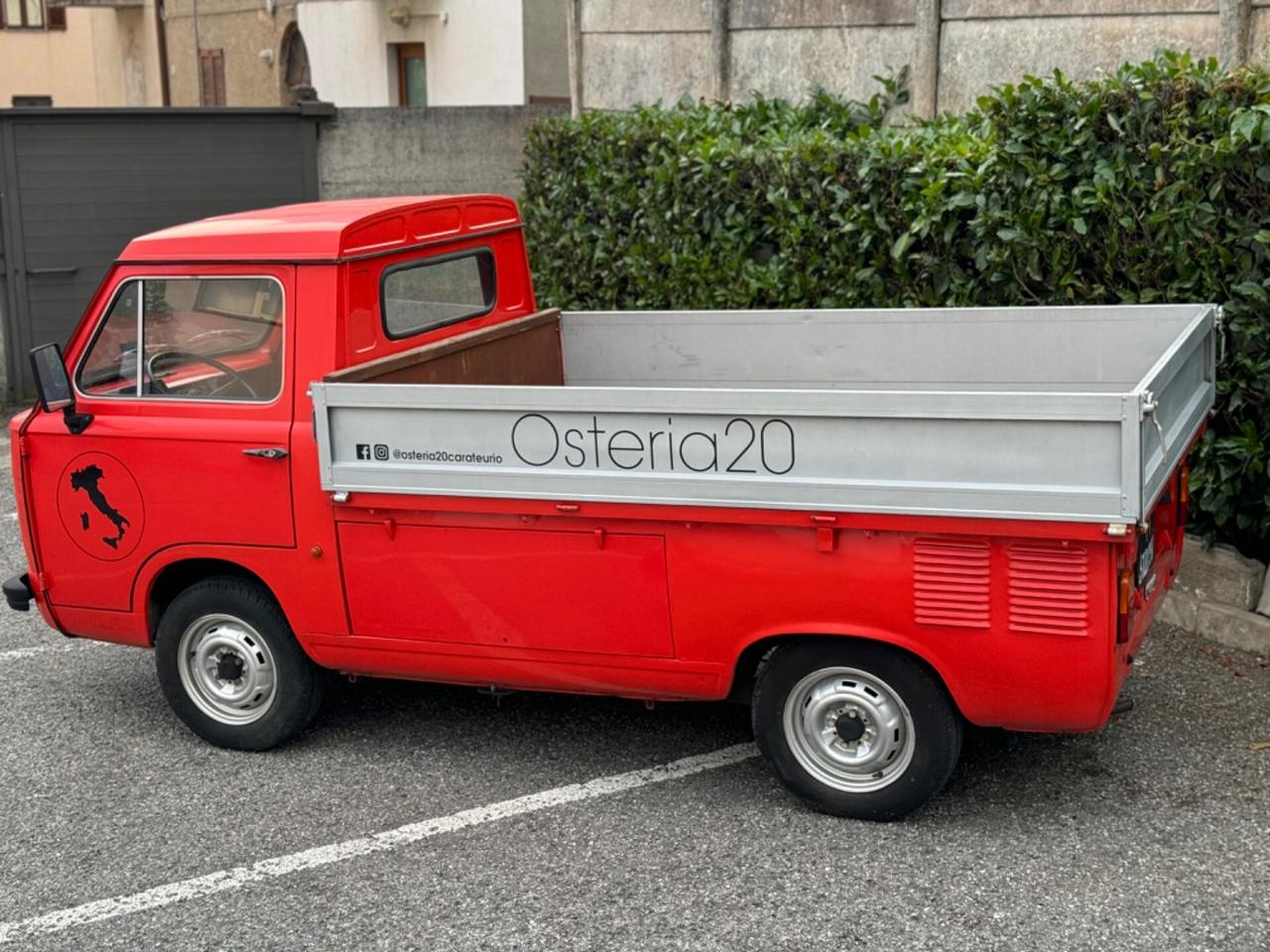 Fiat 900T - il furgoncino “Tuttofare”