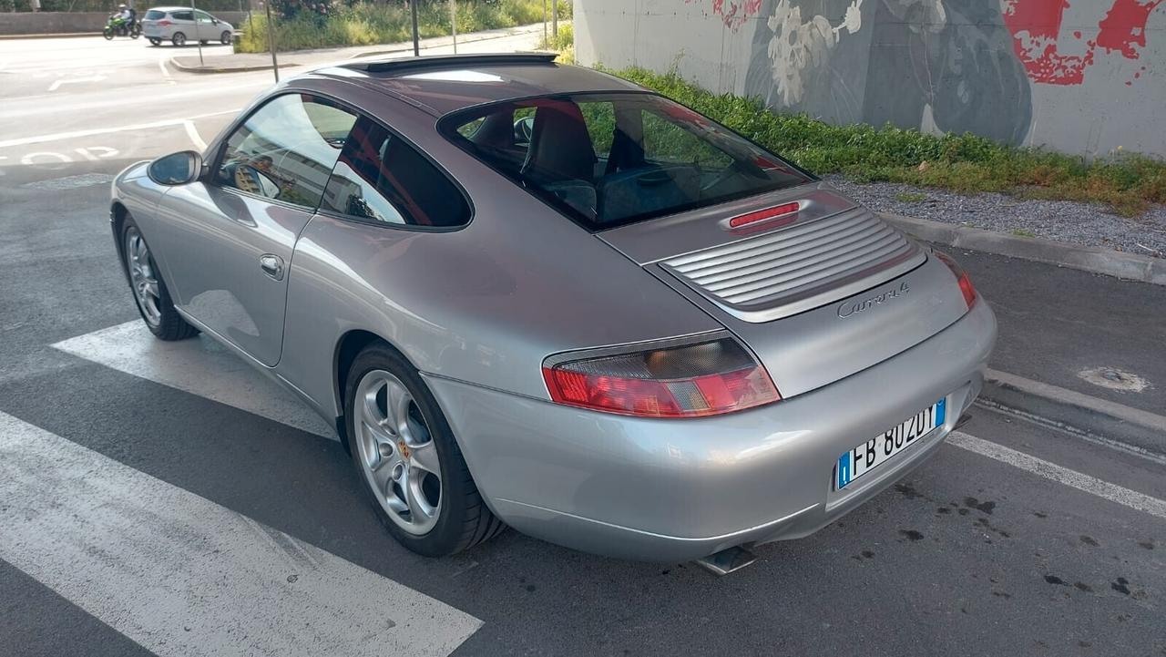 Porsche 996 Carrera 4 cat Coupé MOTORE NUOVO