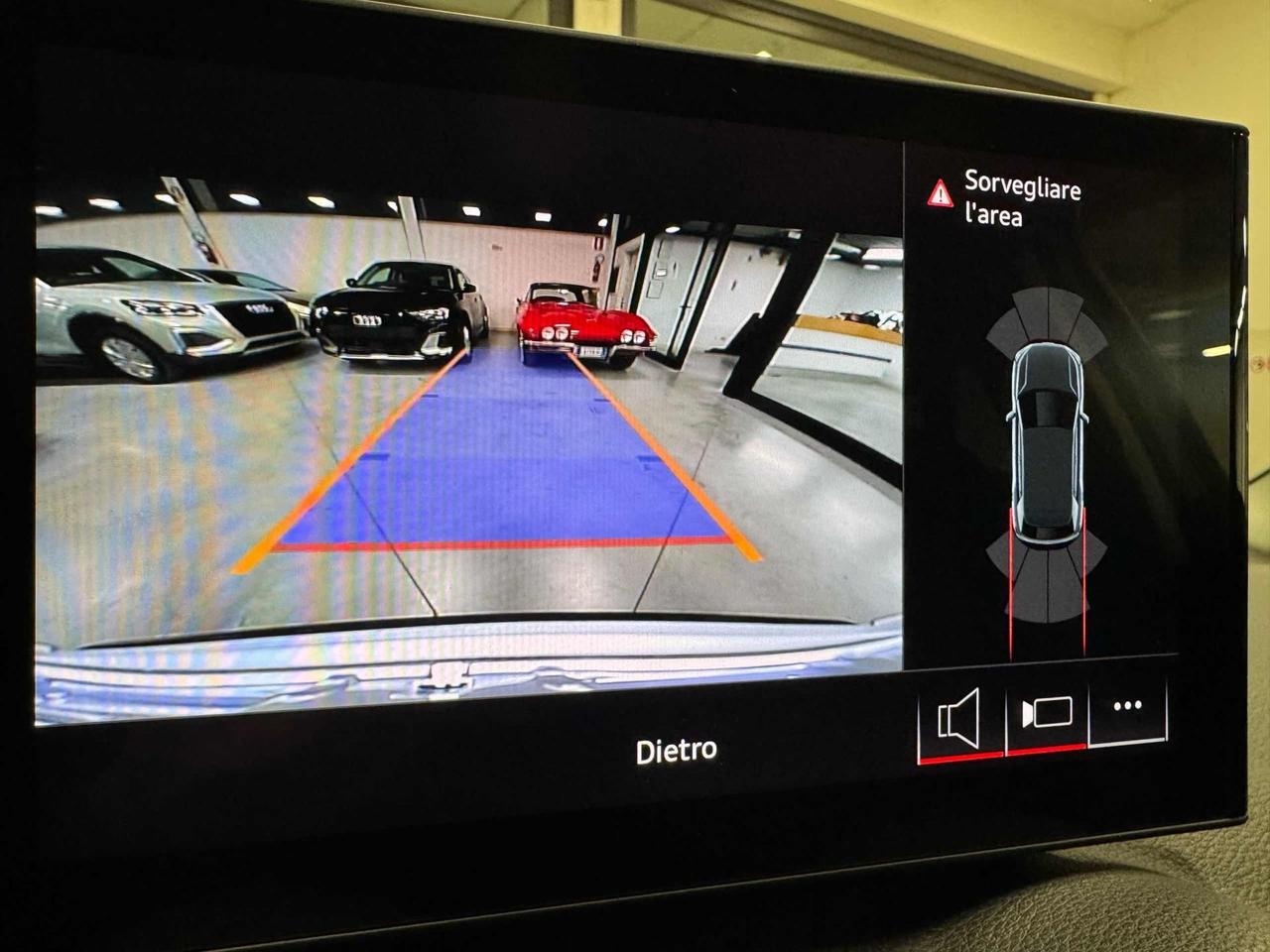 Audi Q2 35 TDI S tronic Business Advanced