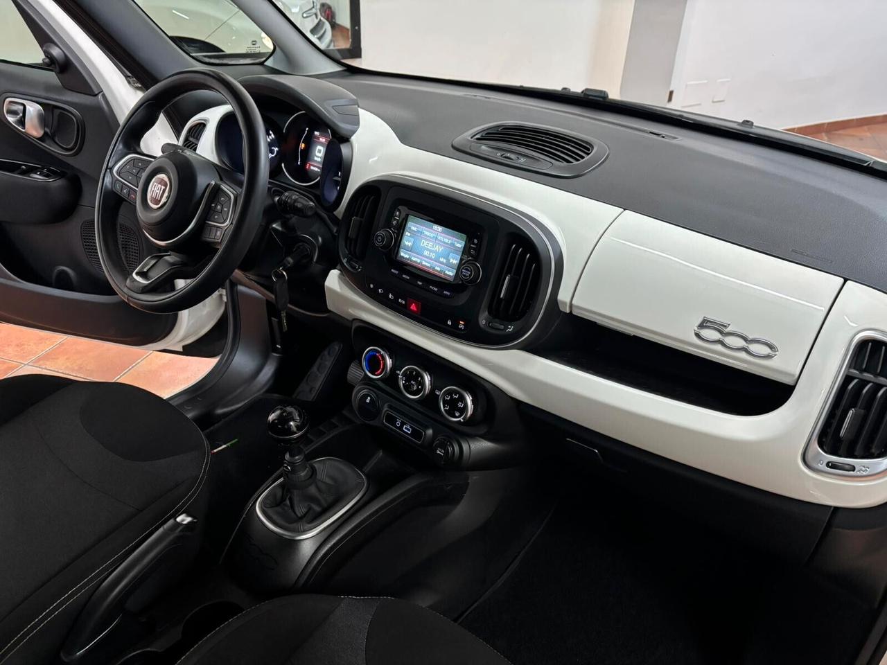 FIAT 500L 10/2017 1.3 MJT 130.000 KM