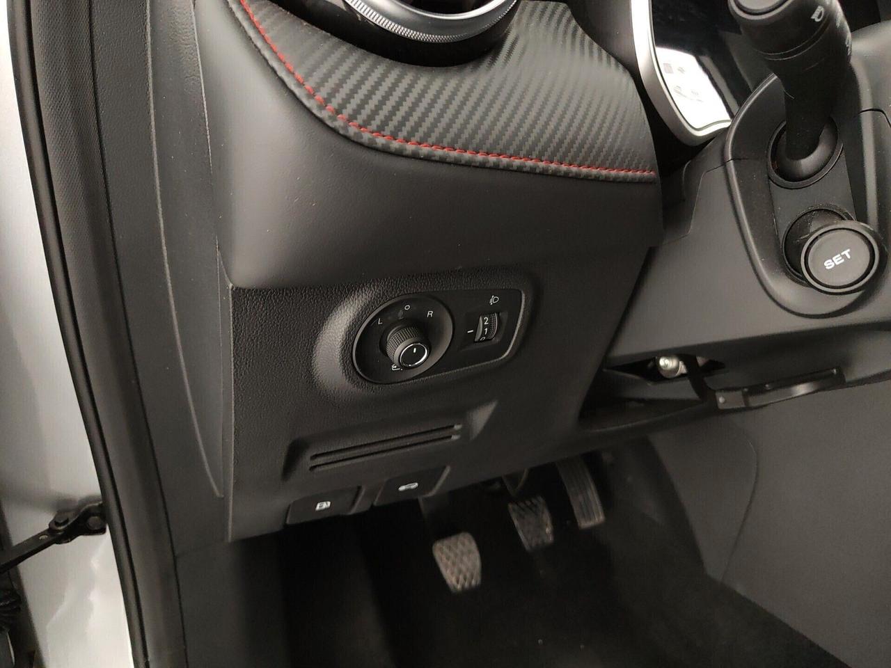 Mg ZS 1.5 VTi-tech Luxury GPL incluso