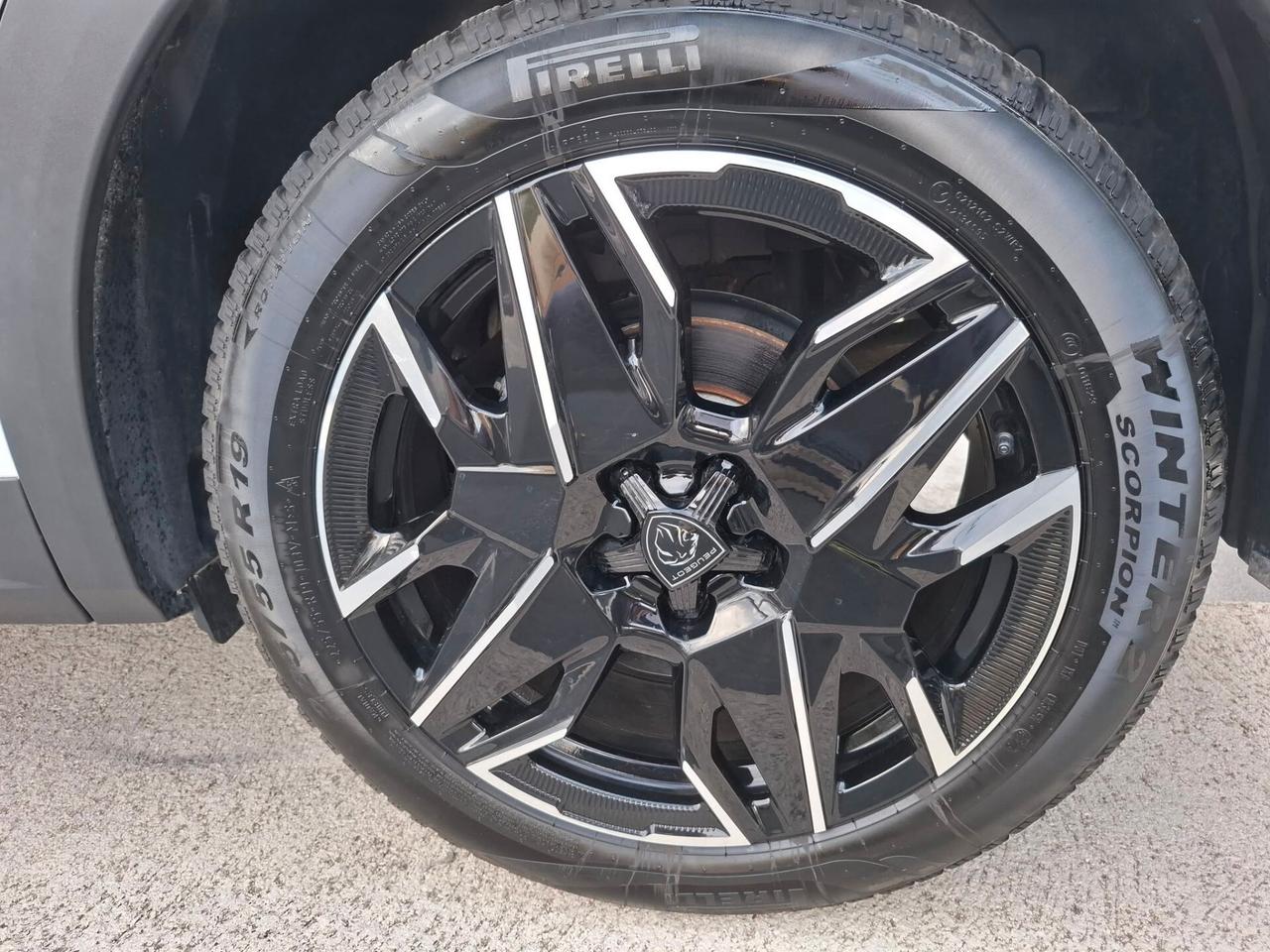 PEUGEOT 3008 1.2 BENZINA/HYBRID 136 CV GT