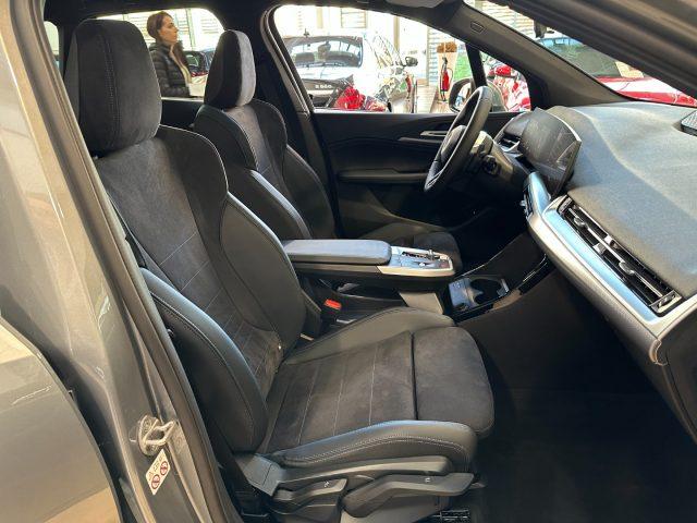 BMW 220 i 48V Active Tourer Msport Tetto-18"-Camera-IVA