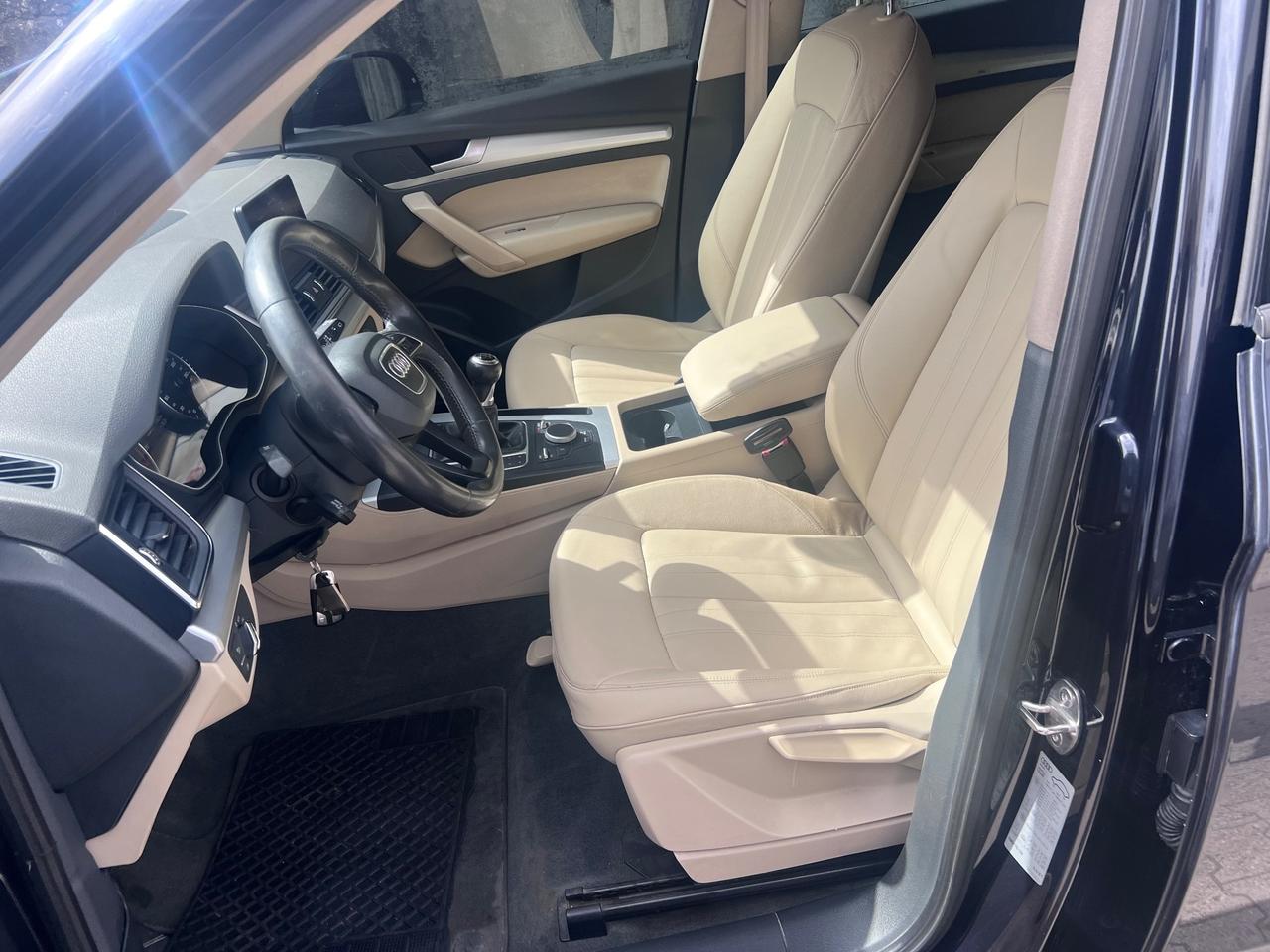 Audi Q5 2.0 TDI 150 CV Business Sport Blockshaft/Bixenon