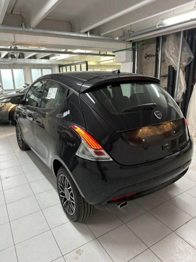 LANCIA Ypsilon 1.0 FireFly 5 porte S&S Hybrid Platino