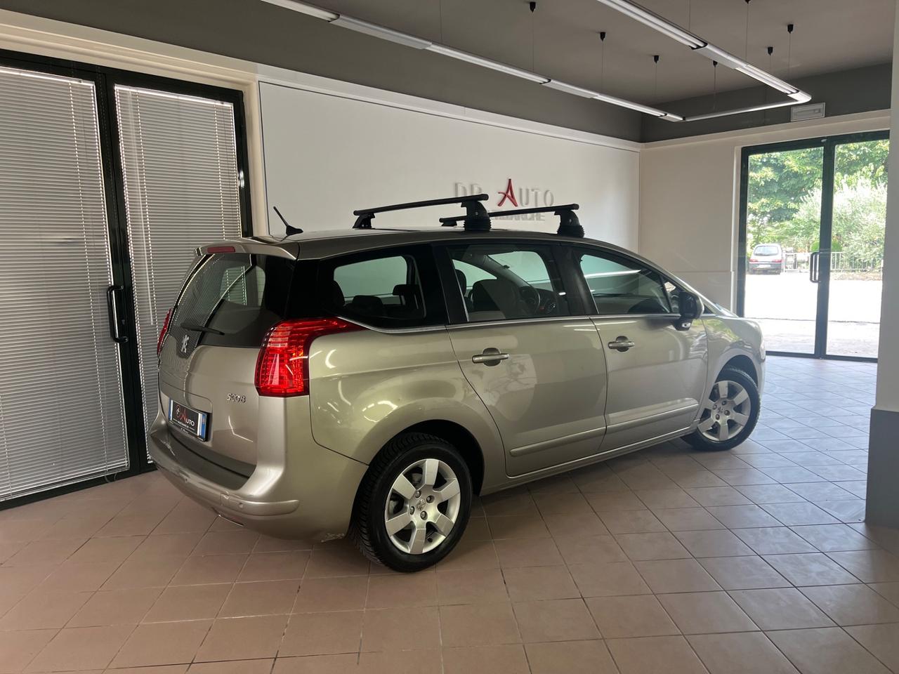 Peugeot 5008 1.6 HDi 110CV Premium