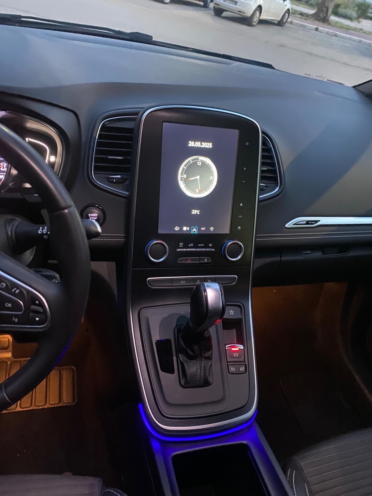 Renault Scenic Scénic Blue dCi 120 CV EDC Intens