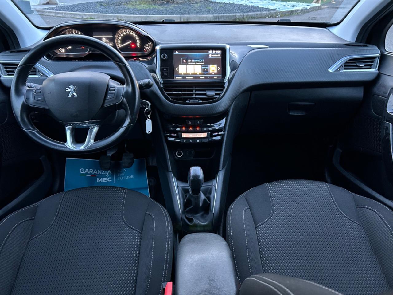 Peugeot 208 PureTech 82 5 porte Allure* Neo patentati *