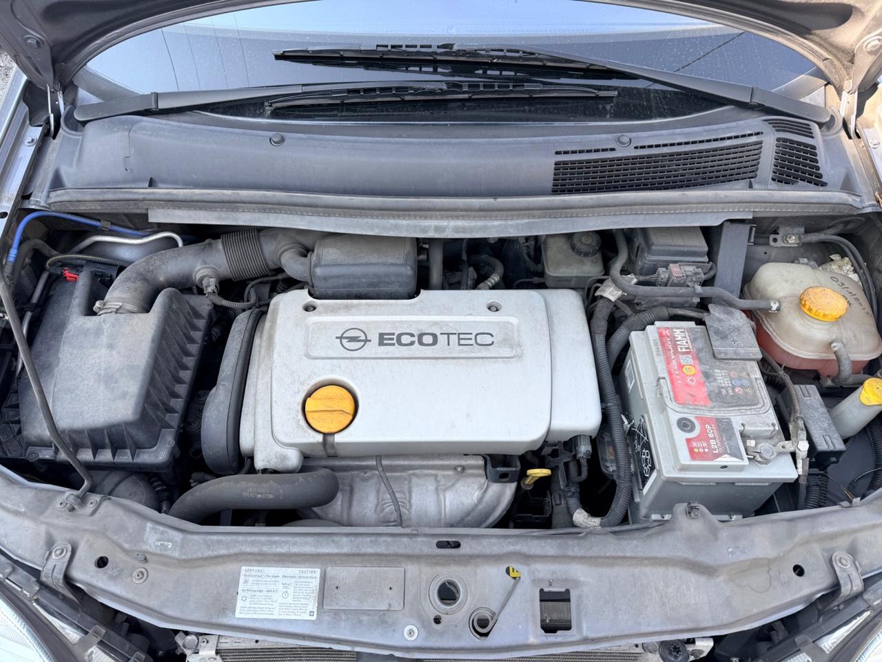 Opel Zafira 1.6benzina 101cv 7 POSTI