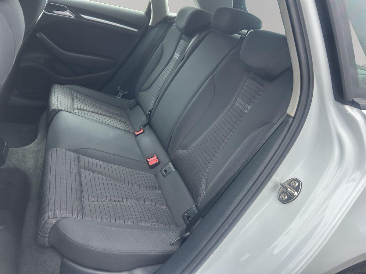 AUDI - A3 - 1.6 TDI 110CV S tronic Sport