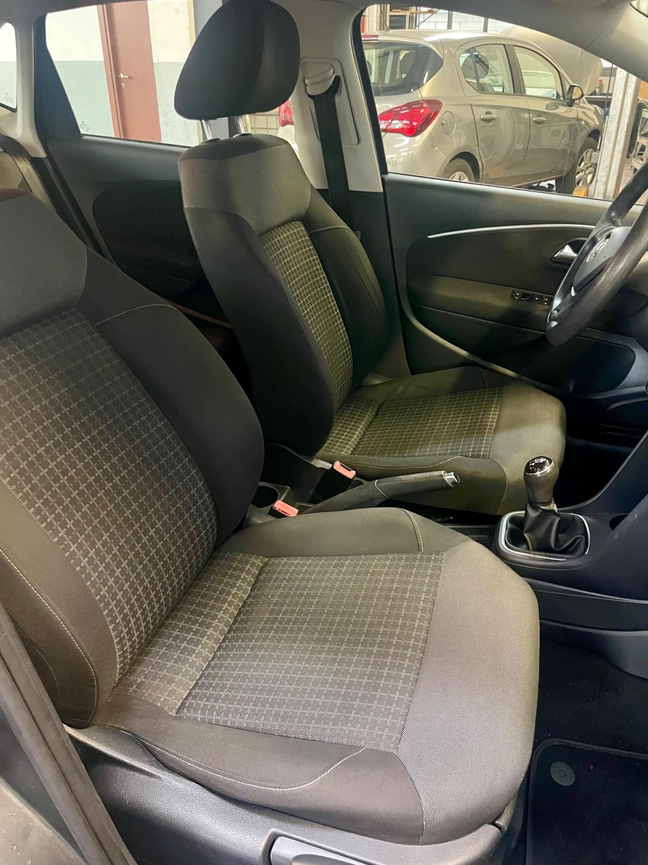 Volkswagen Polo unicoproprietario per neopatentati