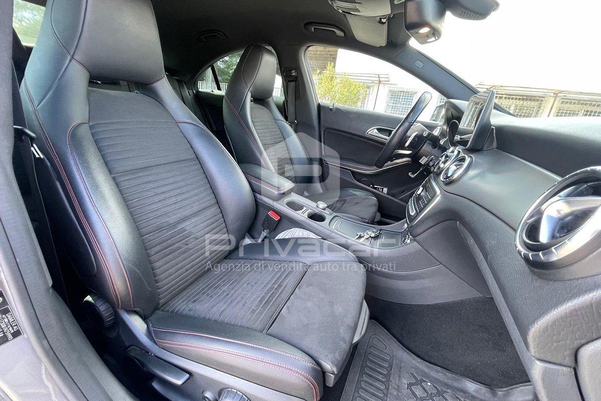 MERCEDES CLA 200 d Automatic Premium