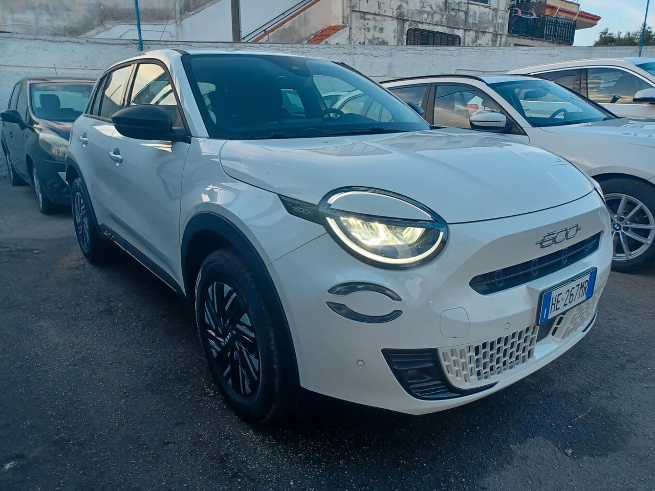 Fiat 600 Hybrid 110 CV DCT KMO UFF. ITALIA