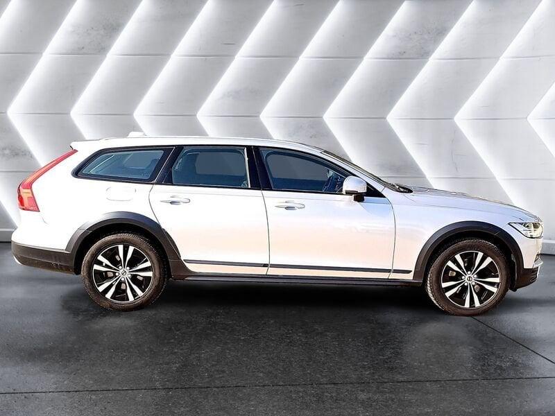 Volvo V90 Cross Country 2.0 d4 Business Plus awd geartr.my20