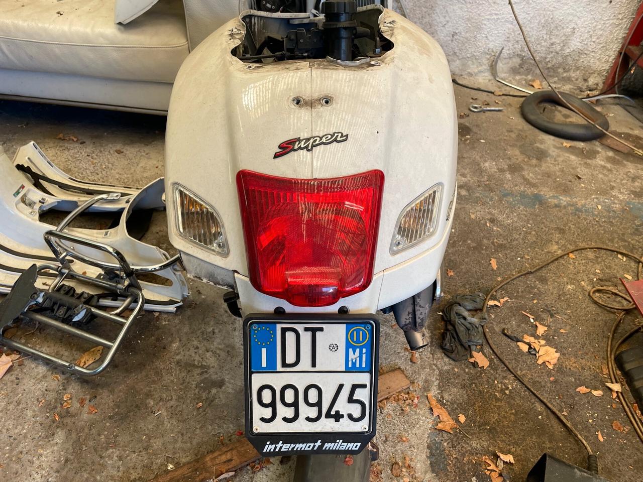 Vespa GTS 300cc Super Sport INCIDENTATA