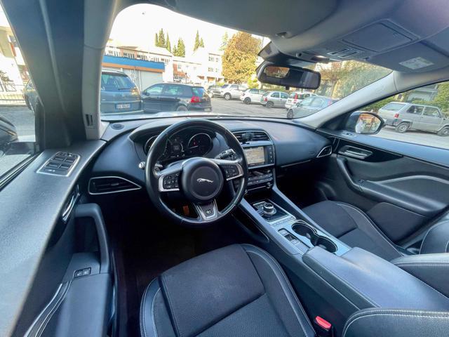 JAGUAR F-Pace 2.0 D 180 CV AWD aut. R-Sport