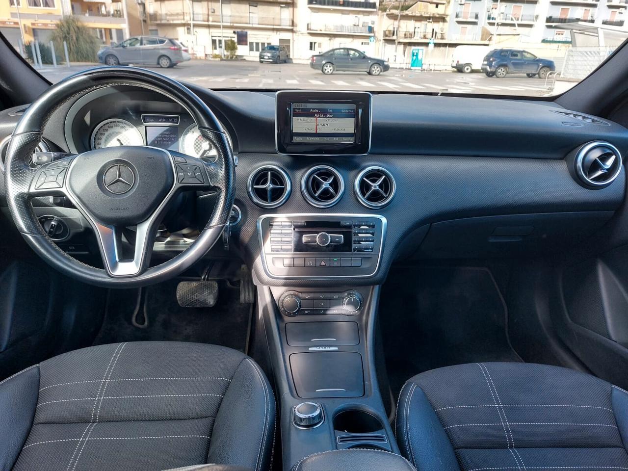 Mercedes-benz A 200 A 200 CDI Automatic Premium