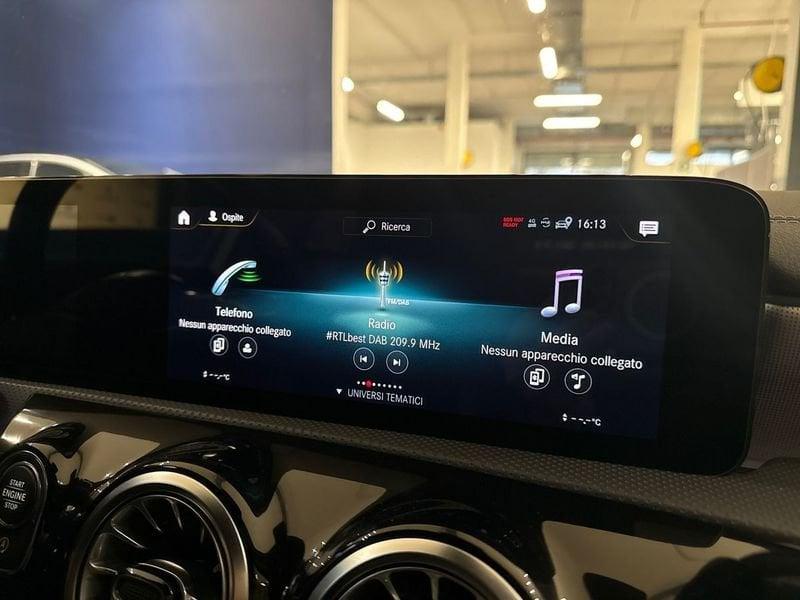 Mercedes-Benz Classe A A 180 d Premium Night edition auto