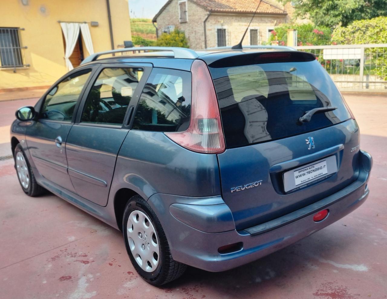 Peugeot 206 1.4 HDi SW DISTRIBUZIONE+GOMME+PASTIGLIE NUOVE