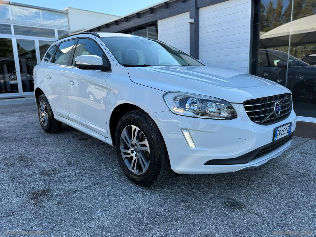 VOLVO XC60 D4 Geartronic Kinetic