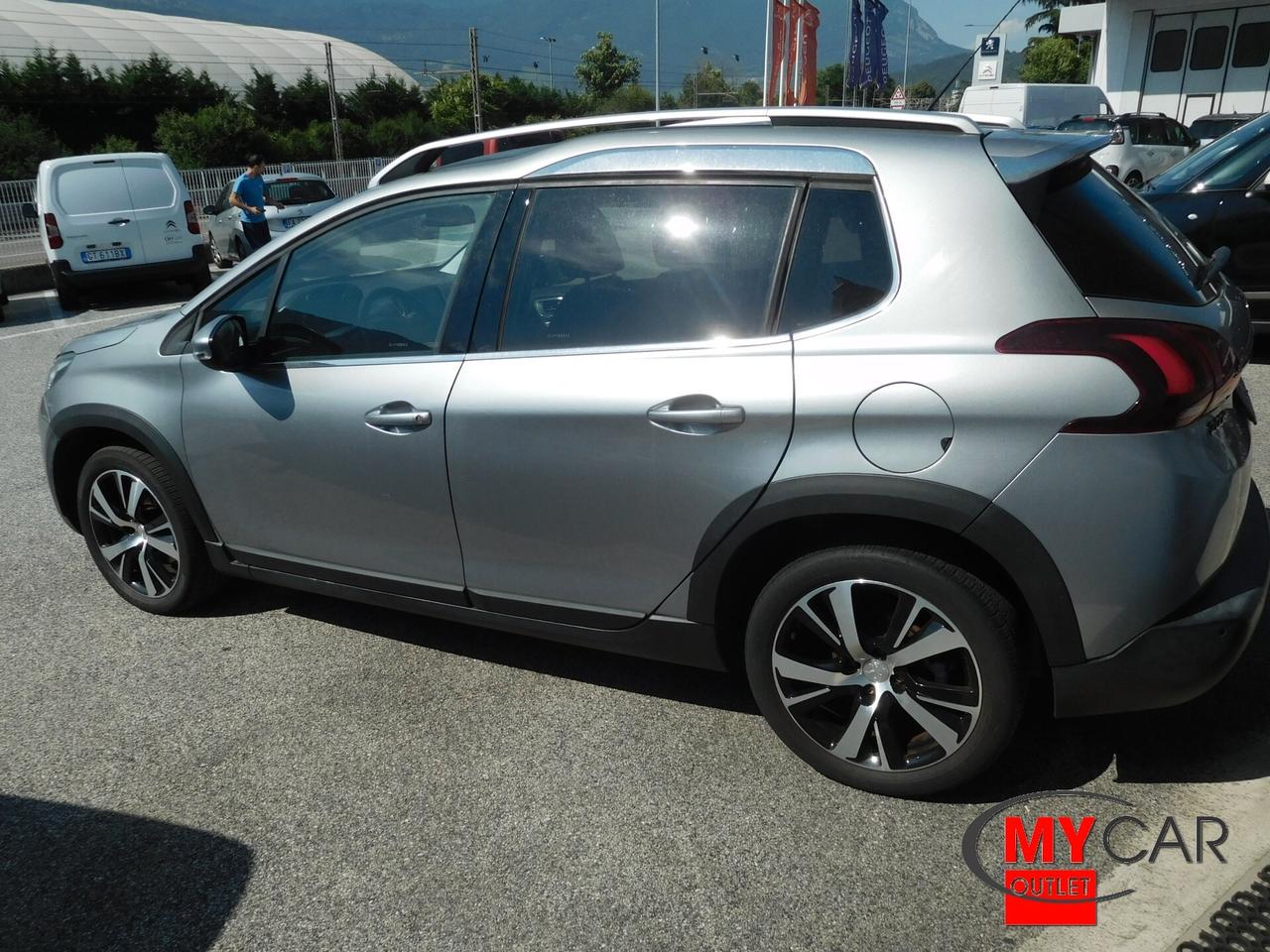 Peugeot 2008 BlueHDi 120cv EAT6 S&S Allure