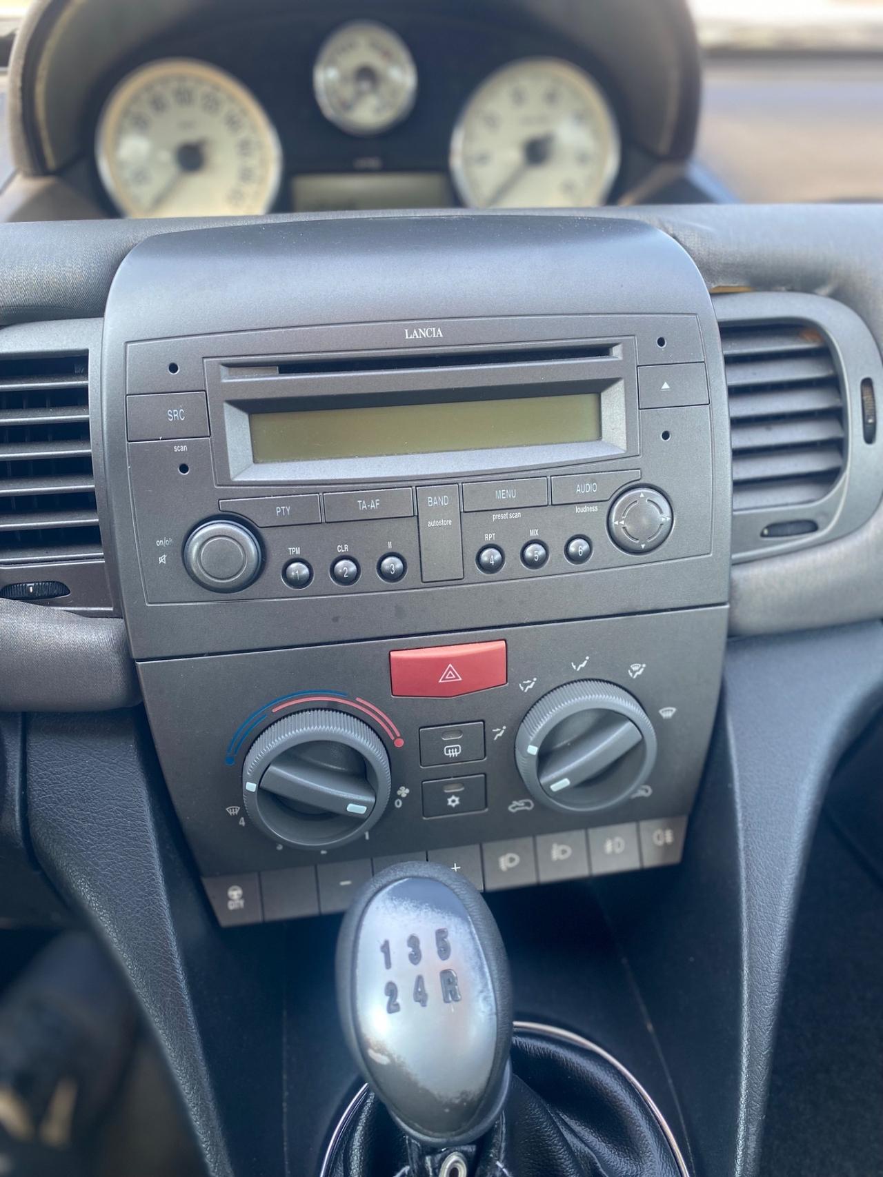 Lancia Ypsilon 1.2 Argento