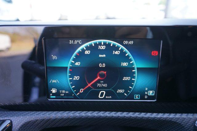 MERCEDES-BENZ A 180 d Automatic Business Extra