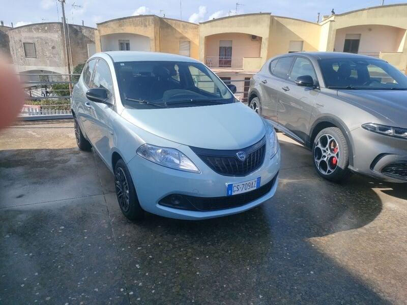 Lancia Ypsilon 3ª serie 1.0 FireFly 5 porte S&S Hybrid Oro