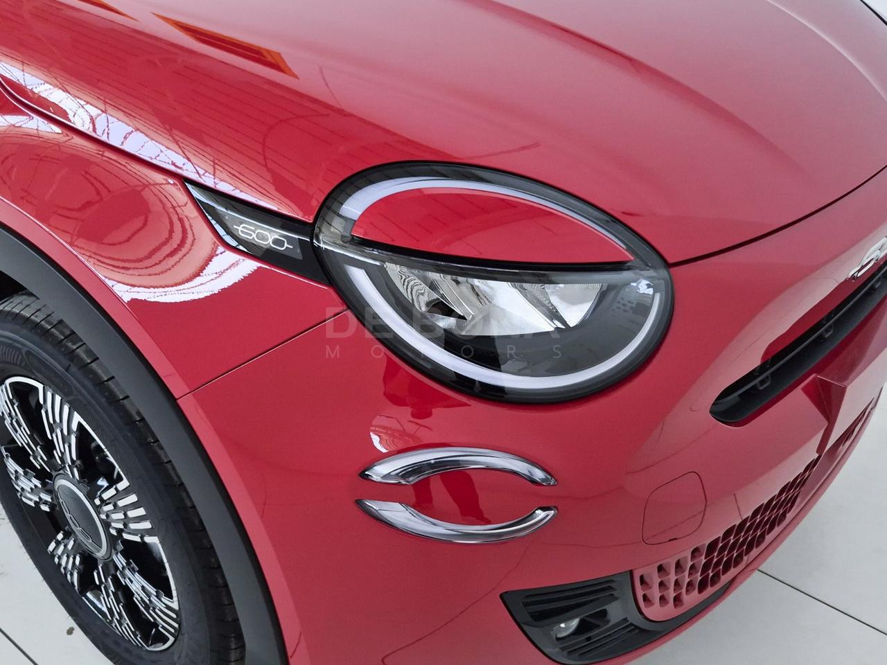 Fiat 600 1.2 hybrid 110cv auto