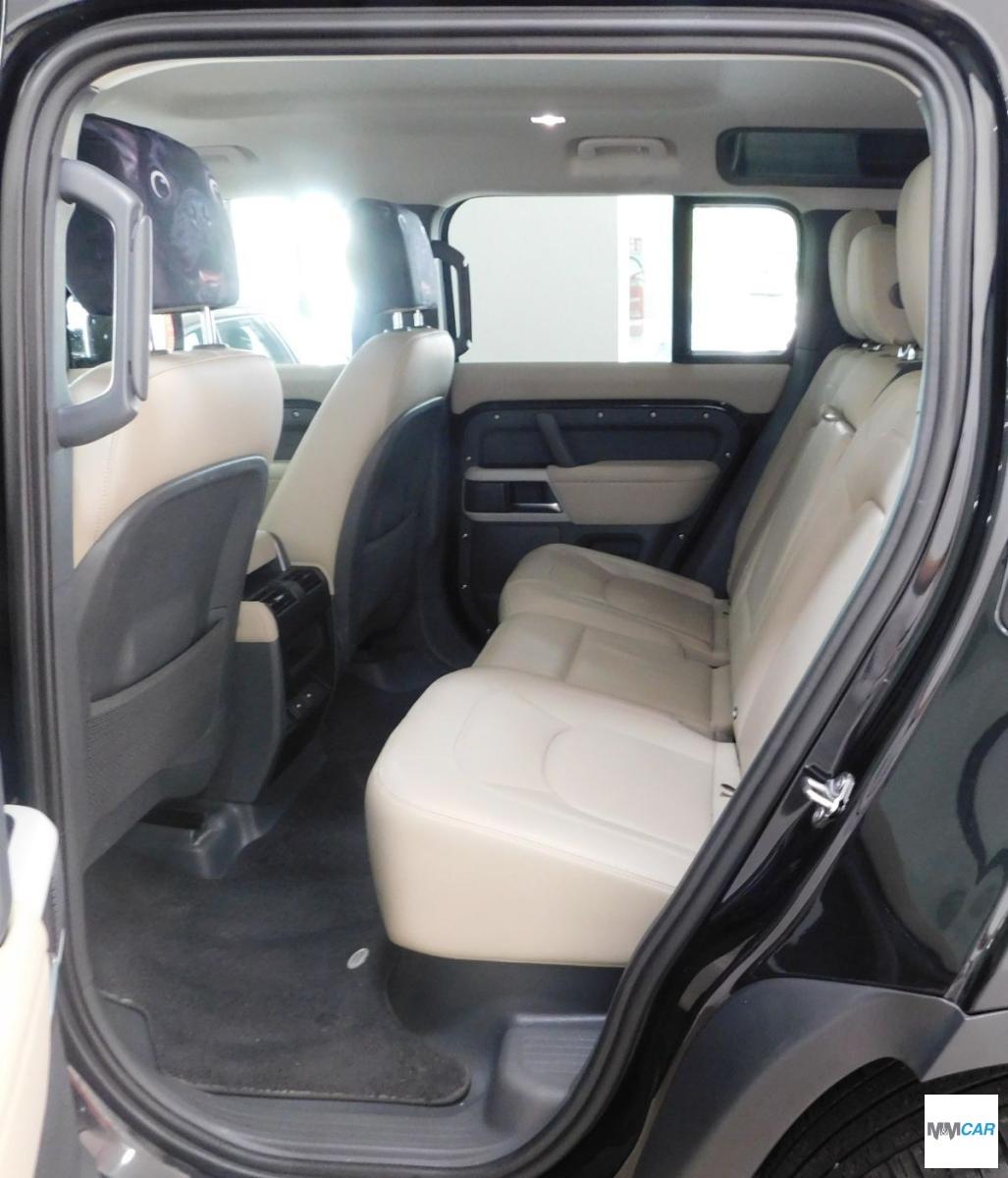 LAND ROVER - Defender 110 3.0 D16 200CV AWD AUTO S N1