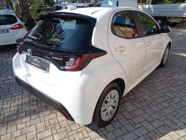 Toyota Yaris 1.5 Hybrid 5 porte Active NESSUN VINCOLO DI FINANZIAMENTO