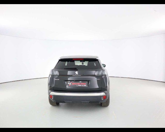 PEUGEOT 3008 Hybrid4 300 e-EAT8 Allure Pack