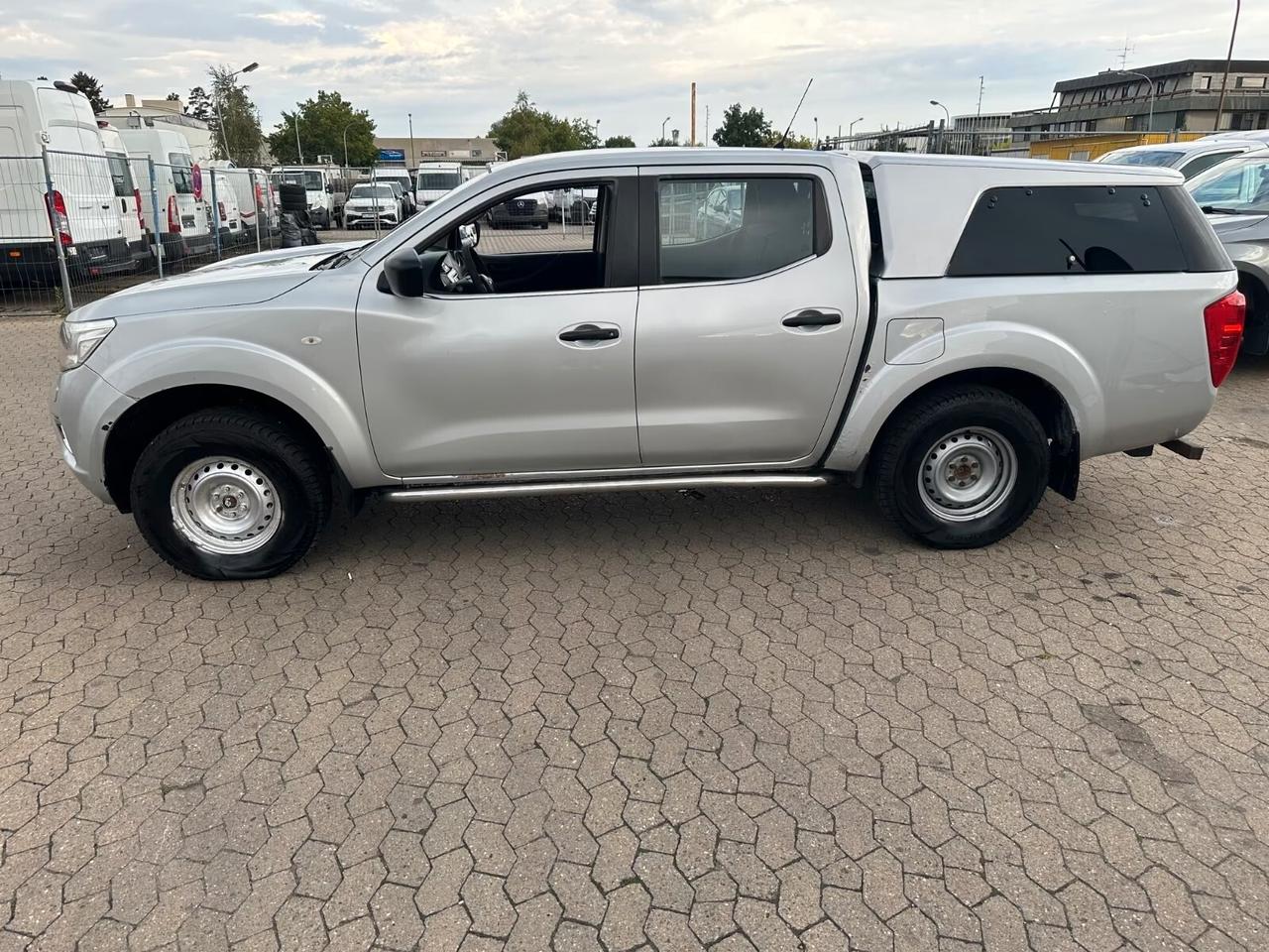 Nissan Navara 2.3 dCi 4WD Double Cab Acenta