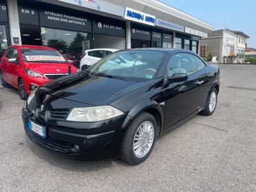 Renault Megane Mégane C-C 1.9 dCi/130CV Luxe