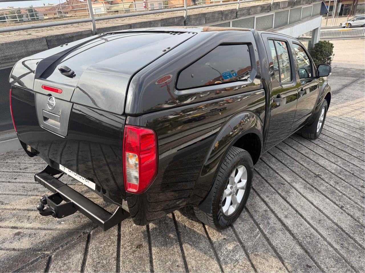 Nissan Navara 2.5 dCi 190CV Manuale